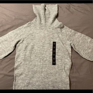 Brand new with tags Banana Republic turtleneck XXS